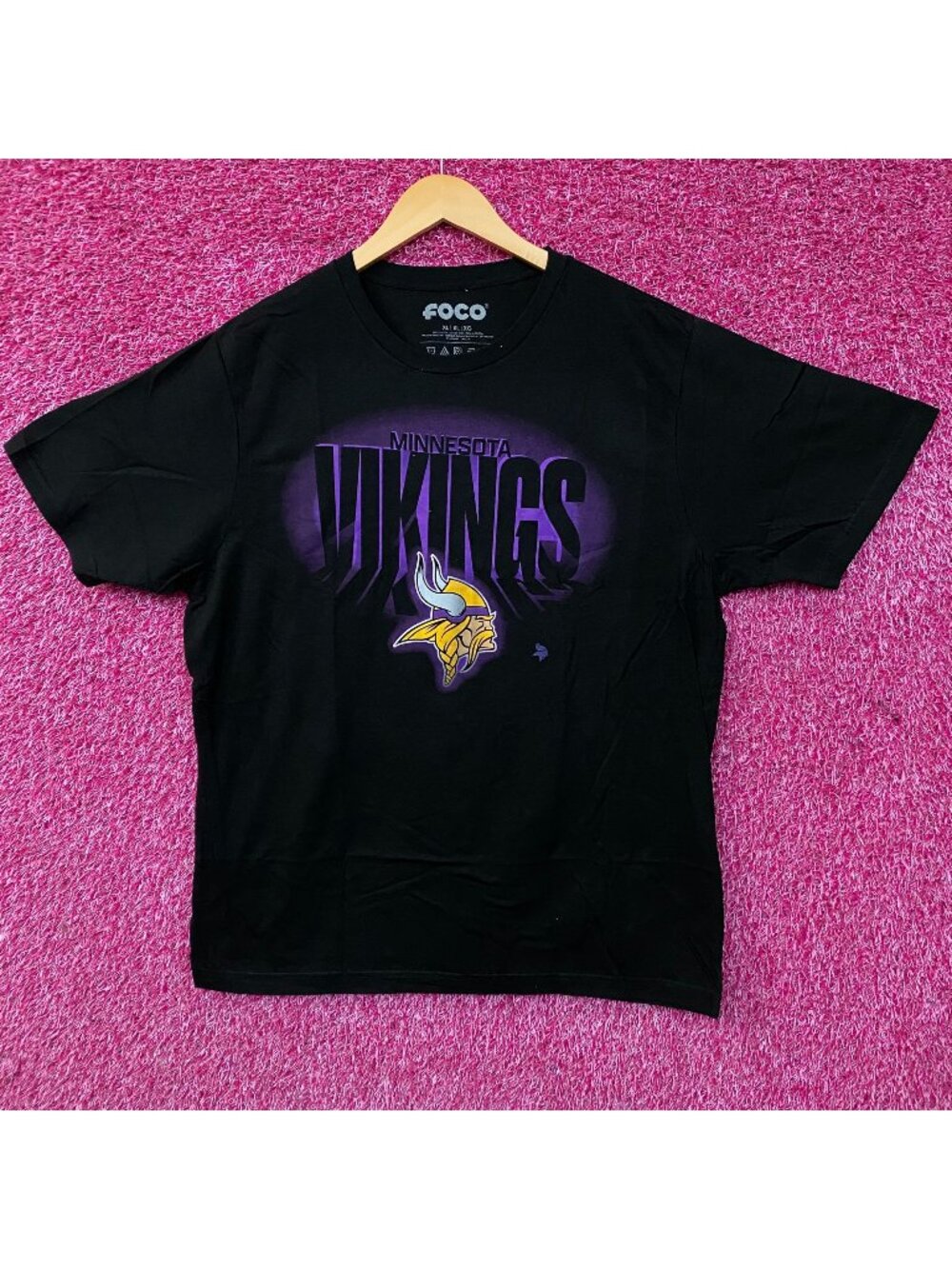 FOCO NFL Minnesota Vikings Logo Graphic T-Shirt XL